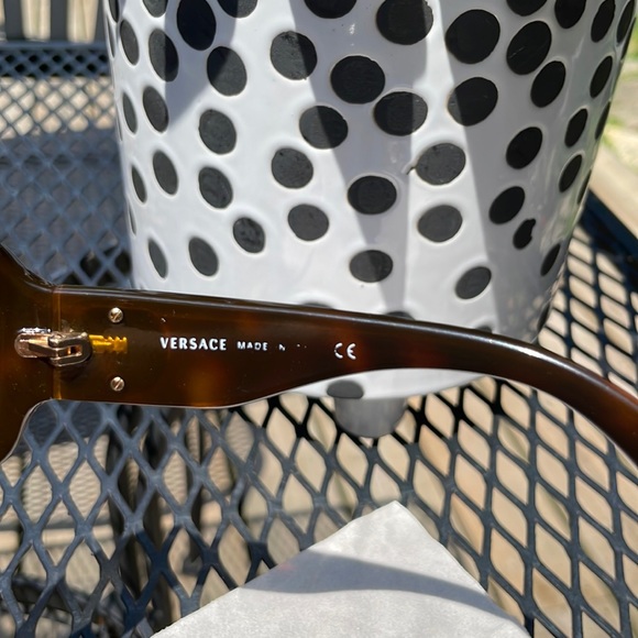 Vintage Versace Sunglasses - Picture 4 of 8